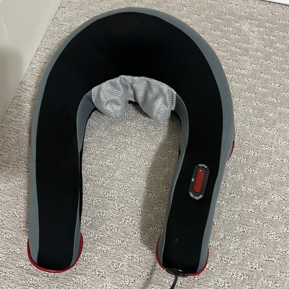 HoMedics - Heated Neck and Shoulder Massager - Black/Gray